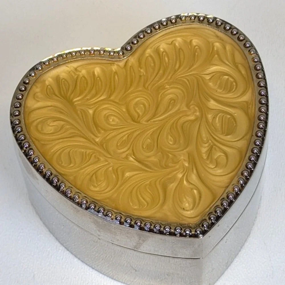 N/A heart shaped