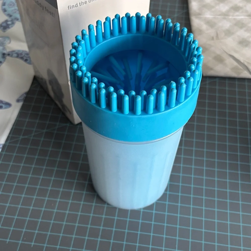Medium Dog Paw Cleaner