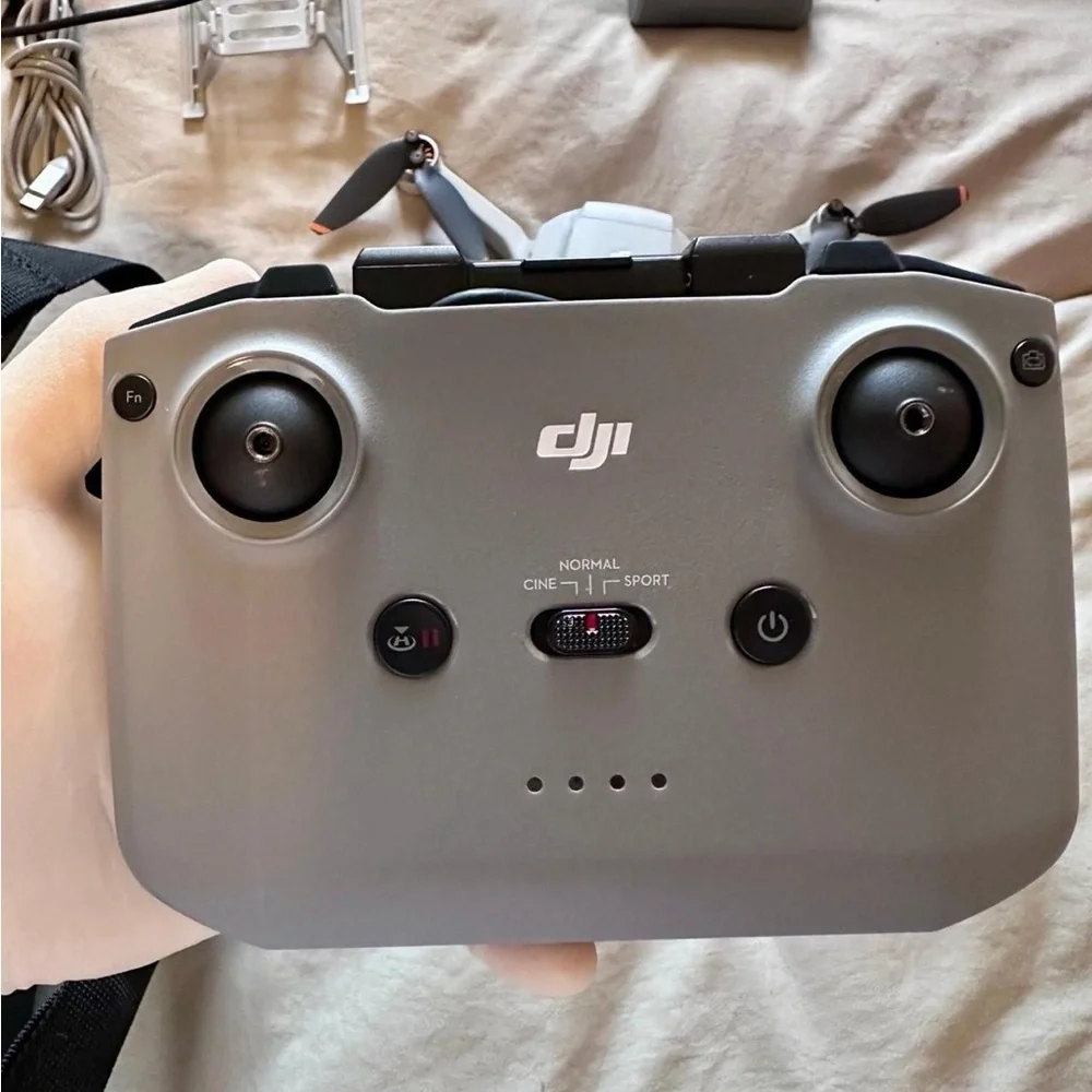 DJI Phantom Standard Drone - Elegant Silver and White