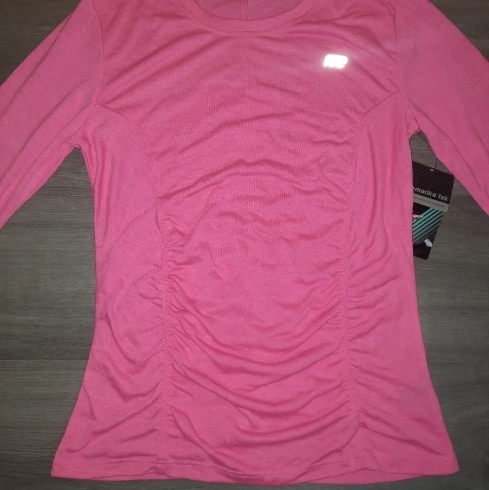 N/A nwt marika