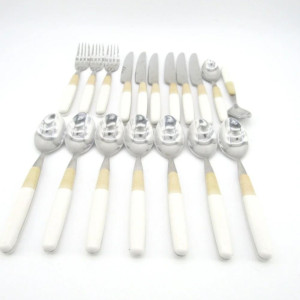 Pfaltzgraff flatware set