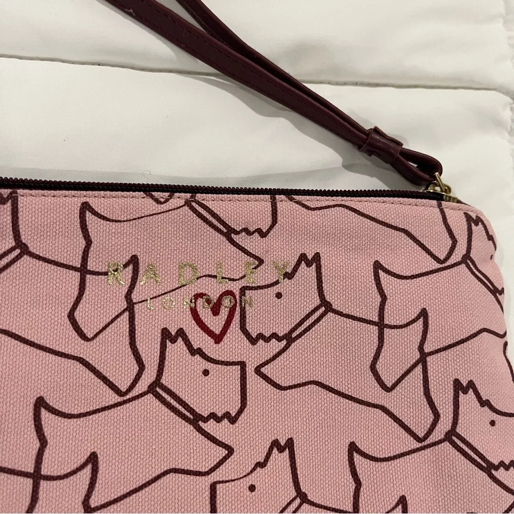 RADLEY LONDON Pink Makeup Purse Wristlet Golf cosmetic pouch dog lover zipper