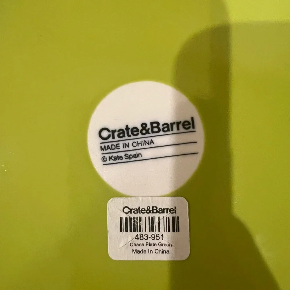 Green Crate & Barrel Kate Spain Chase Luncheon Salad / Dessert 8.5 Inch Plates