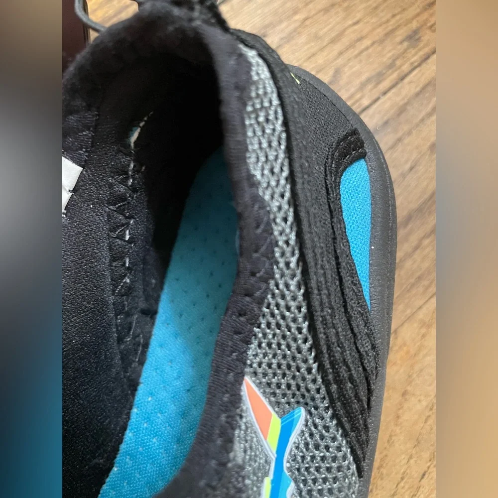 NWOT Newtz Boys Aqua Shark Shoes size 13-1