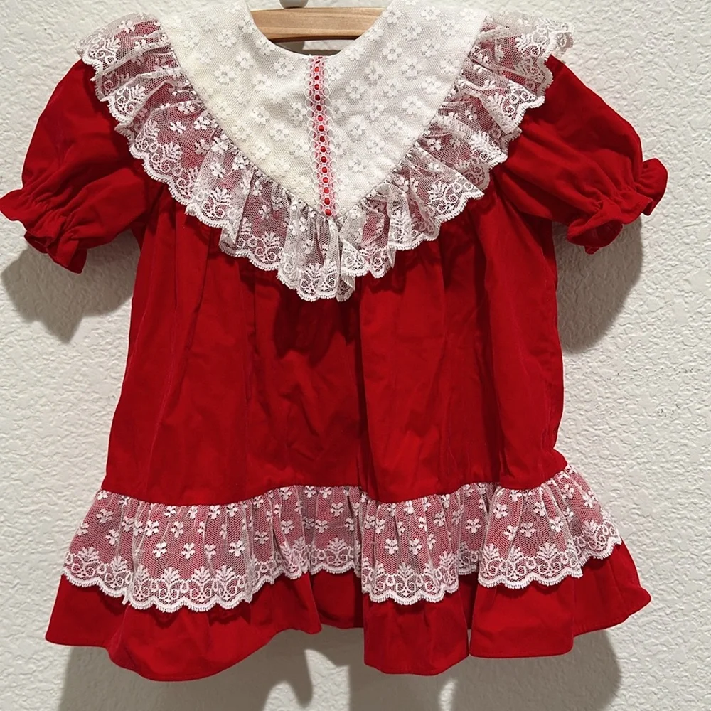 VINTAGE Red Velvet & Lace Frilly Puff Sleeve Christmas Dress Toddler Girl Sz 4T