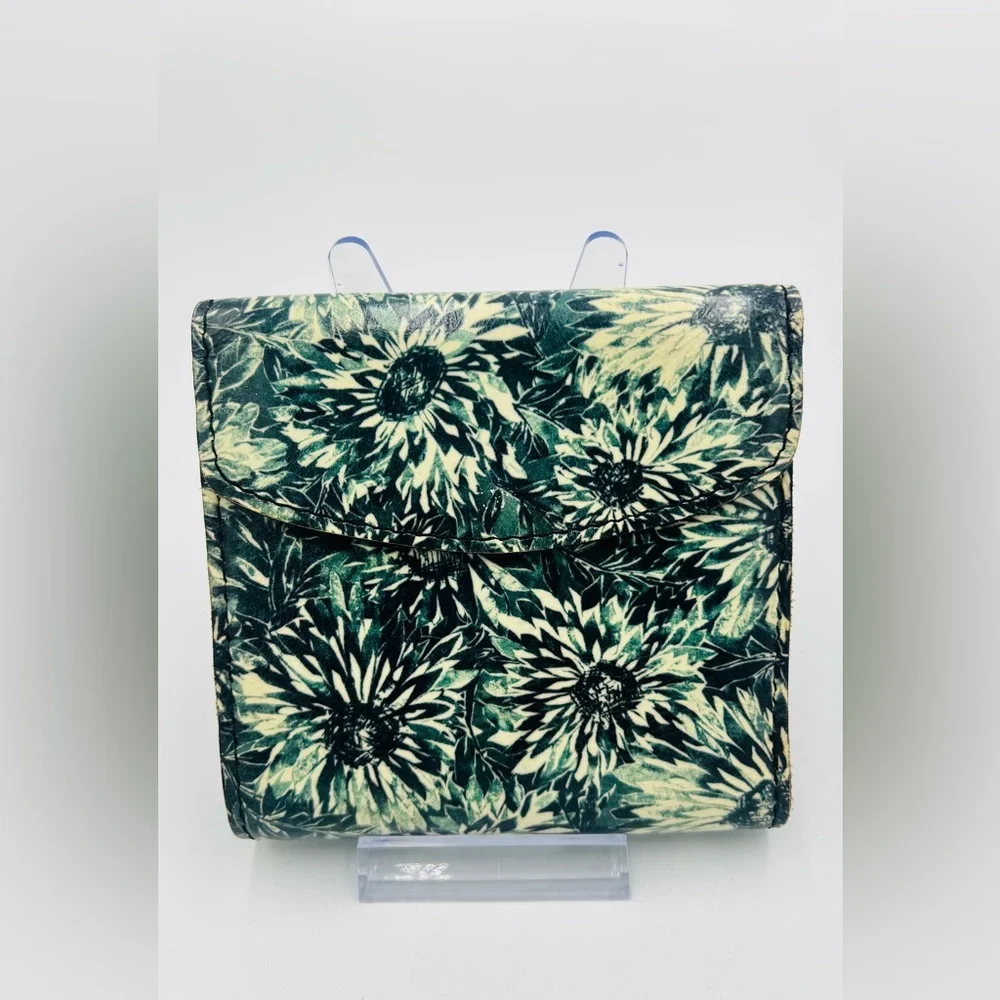 Patricia Nash Compact Wallet