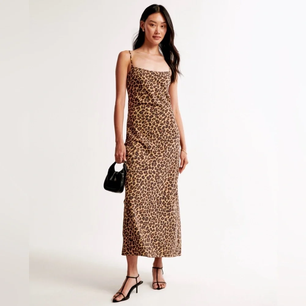 Abercrombie & Fitch flattering slip