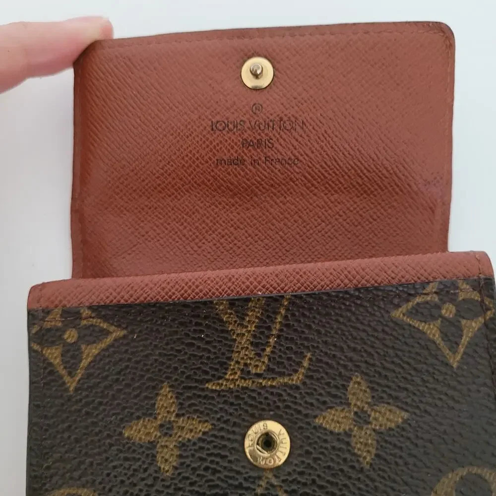 Louis Vuitton mi0040 vuitton front