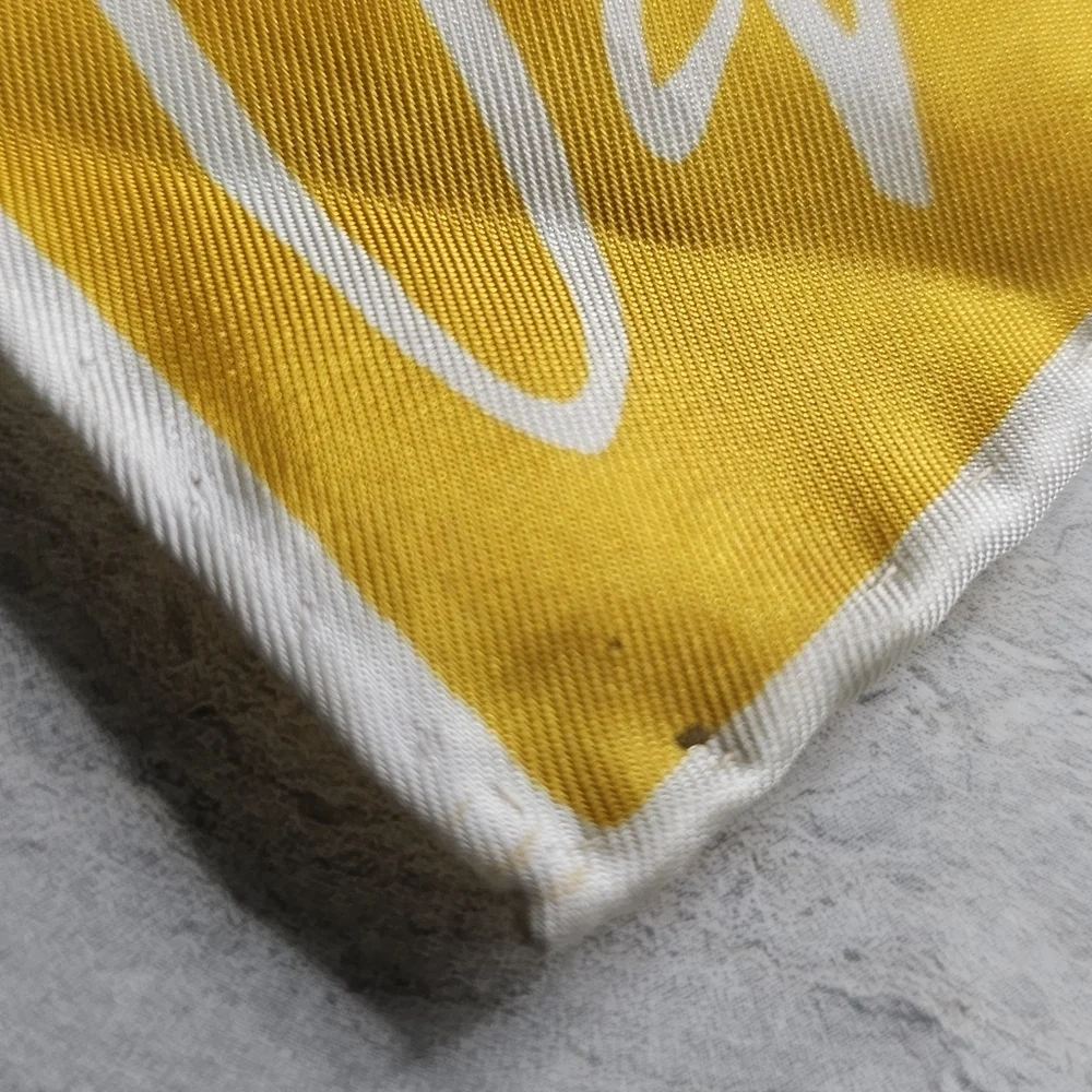 Vera Neumann Scarf