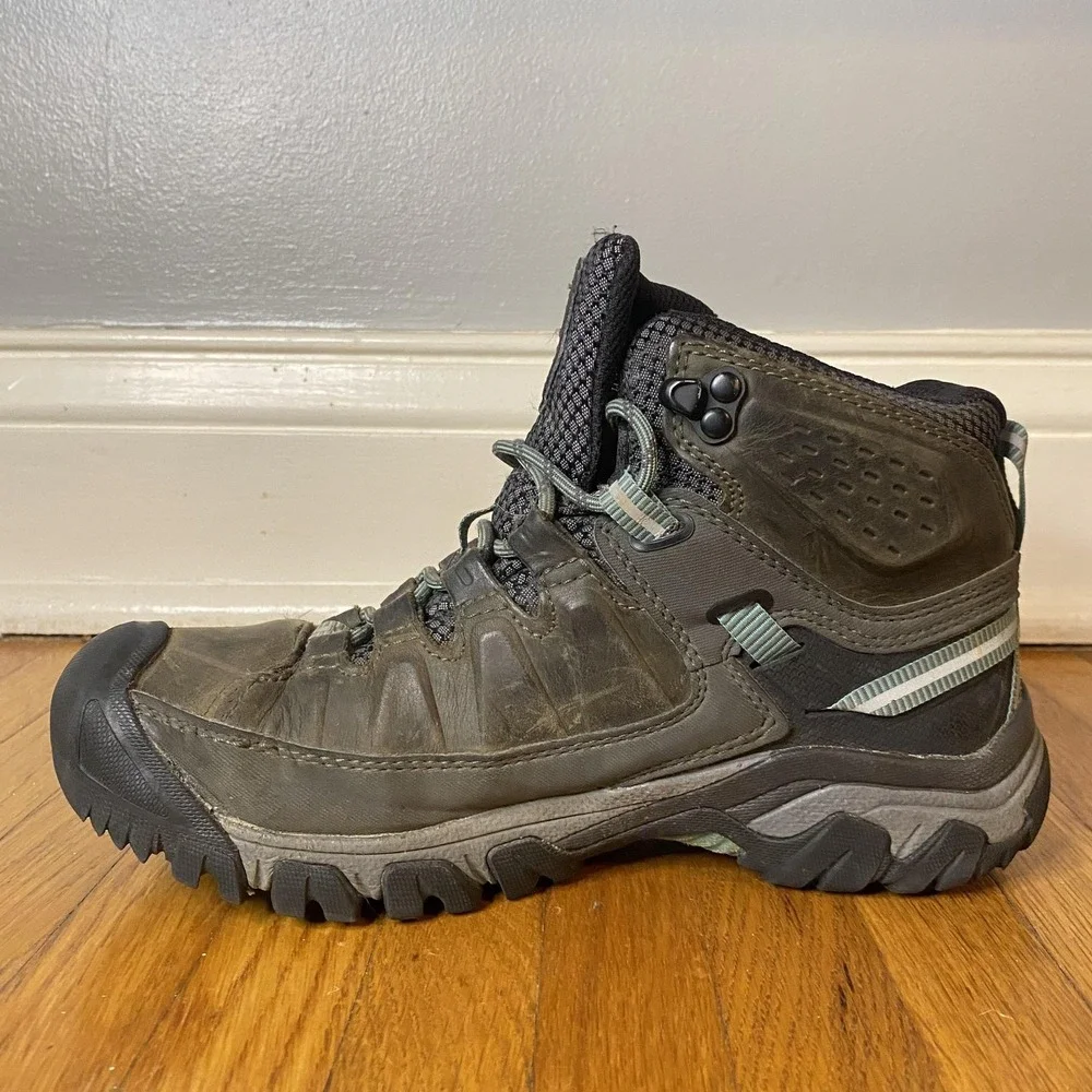 KEEN Winter Hiking Boots Womens Size 7 Brown Waterproof Ankle Lace Up KEEN.DRY