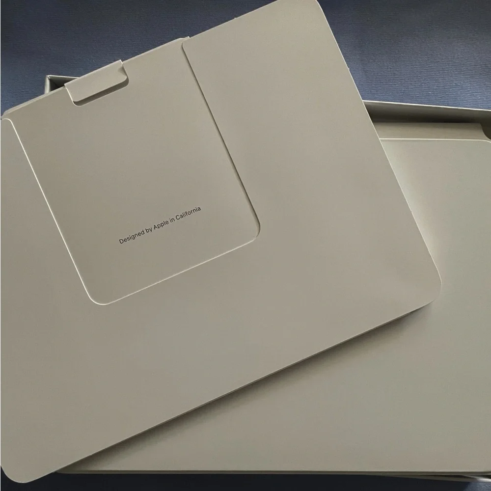 Apple iPad Magic Keyboard NEW - Sleek White Finish