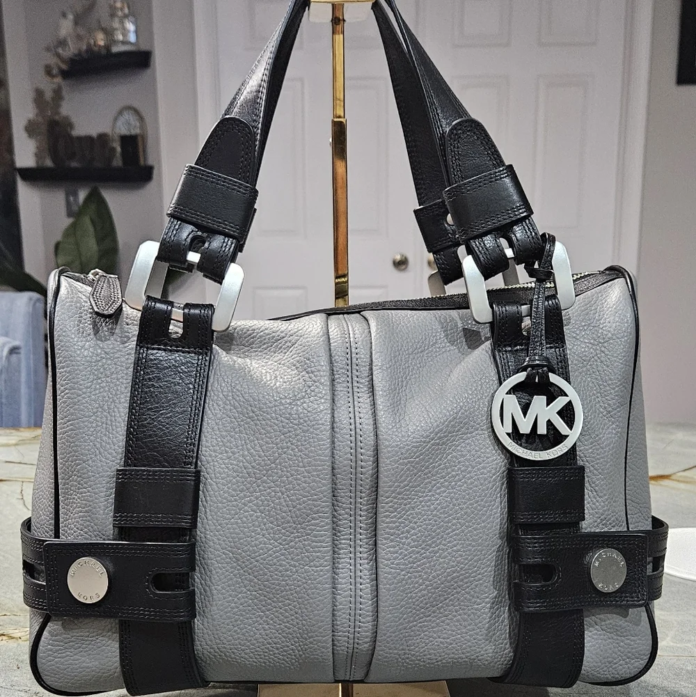 Michael Kors Gray & Black Pebbled Leather Satchel Shoulder Bag NWOT