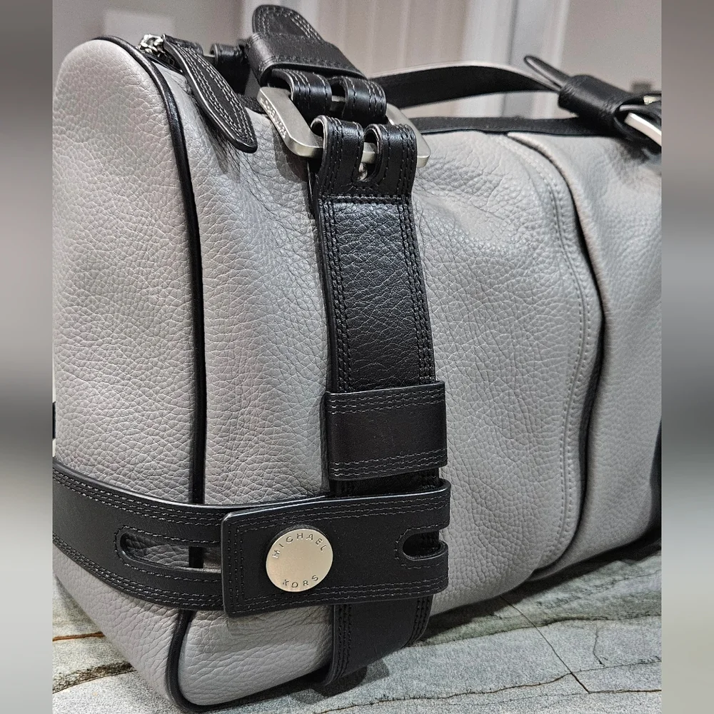 Michael Kors classic michael