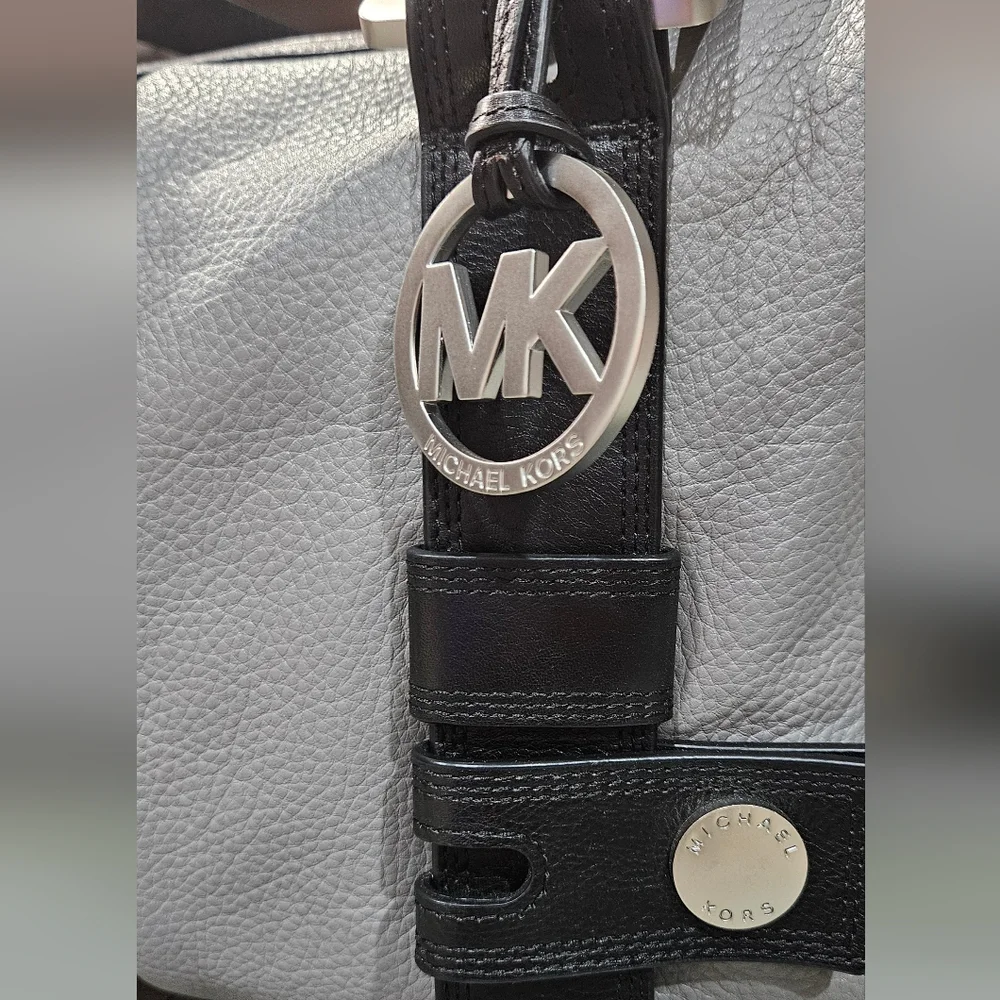 Michael Kors classic michael