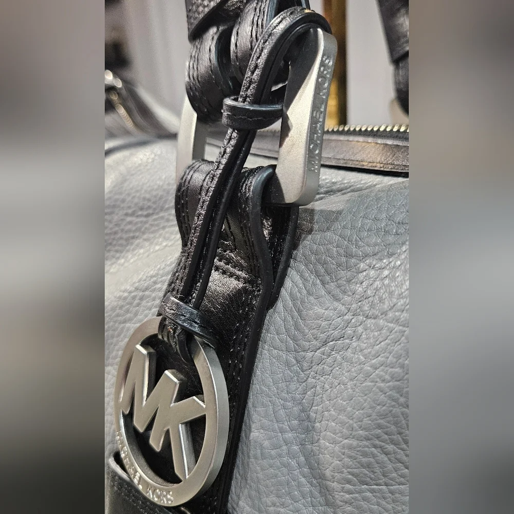Michael Kors classic michael