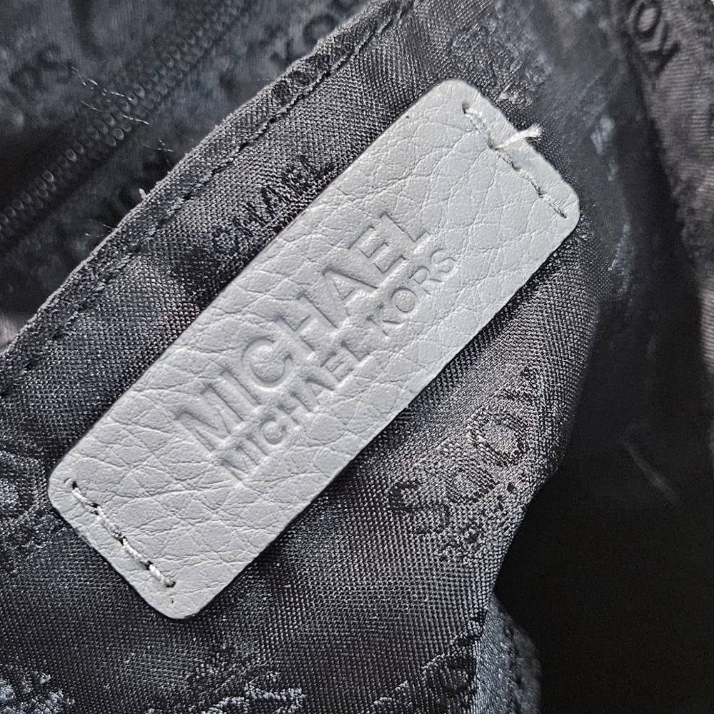 Michael Kors classic michael