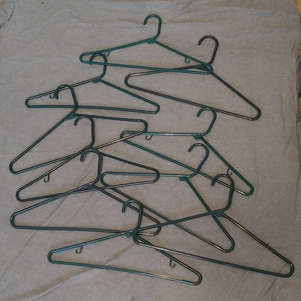 Set of 10 Green Plastic Hangers