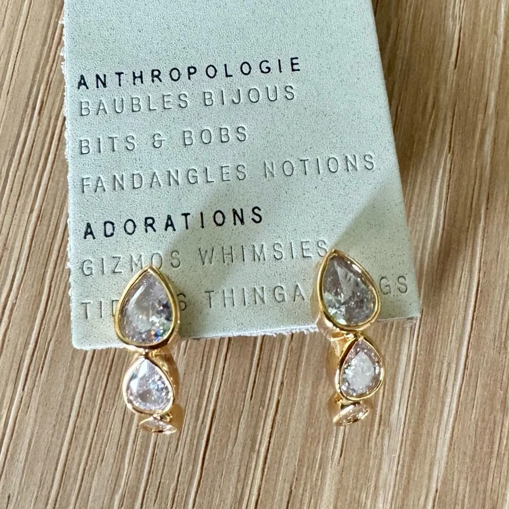 Anthropologie Multi Crystal Gold Chic Drop Earrings NWT