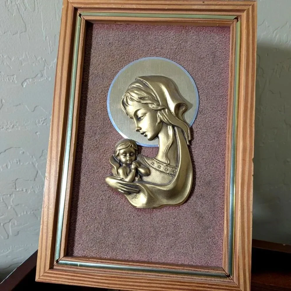 Religious Italy Madonna and Child Jesus Gold Tone MCM Plaque Art