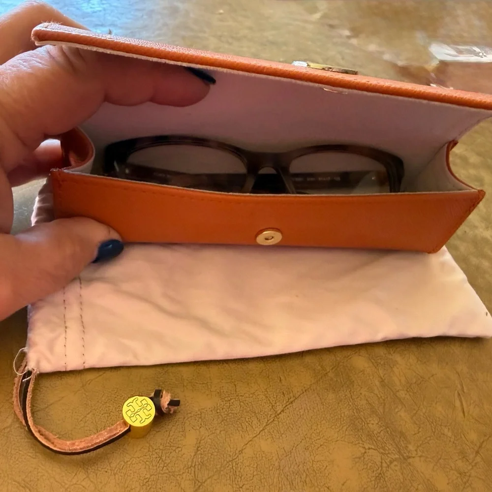 Tory Burch elegant tory