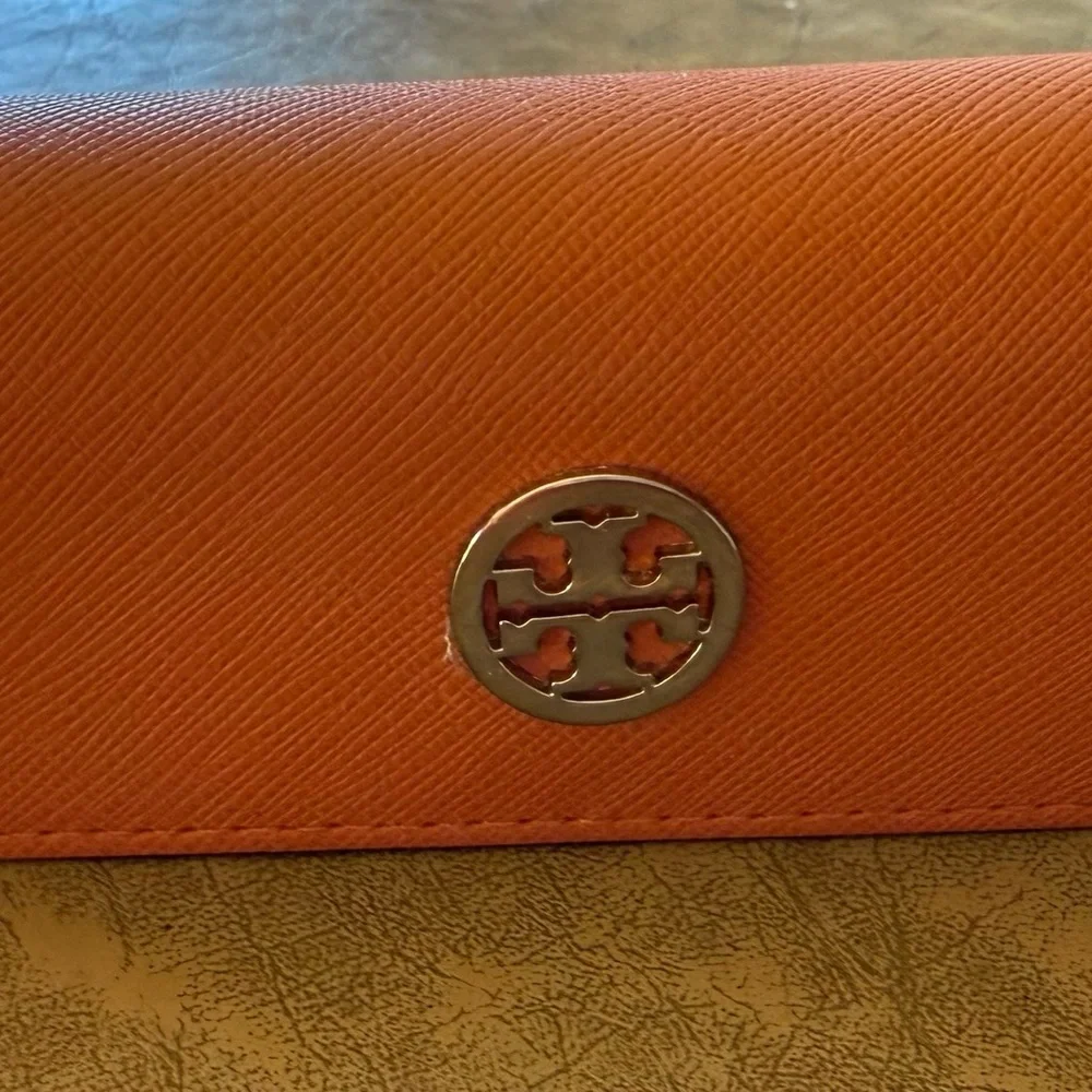 Tory Burch elegant tory