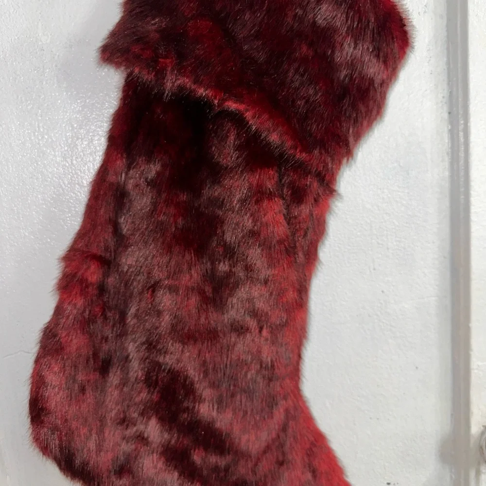 Nicole Miller elegant faux