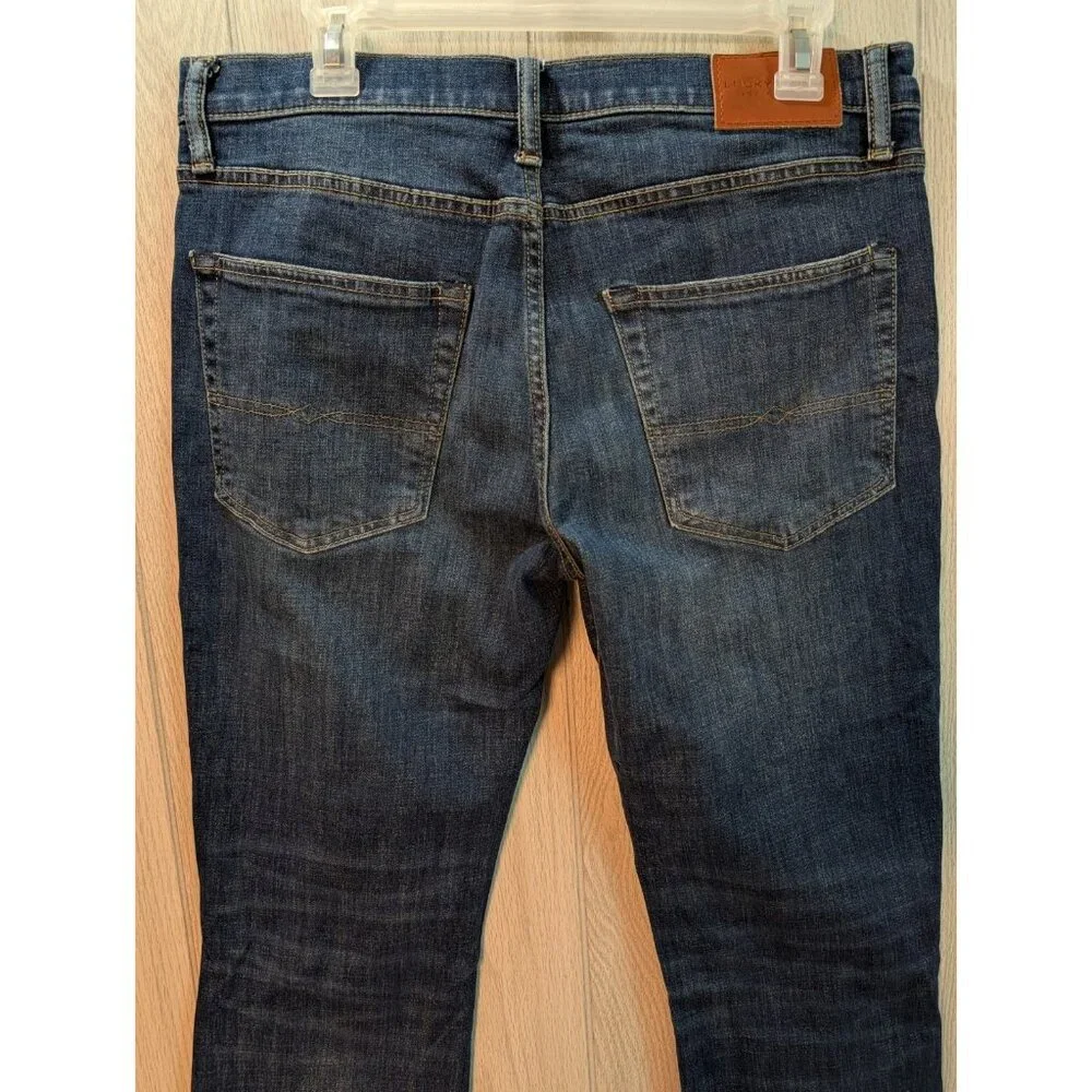 Lucky Brand Jeans 31x30 MENS BLUE DENIM 223 Straight Medium Preppy Stretch Retro