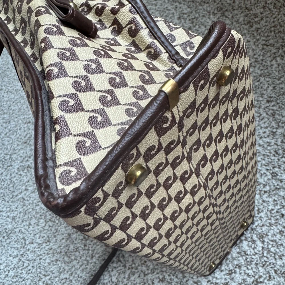 Pierre Cardin elegant pierre