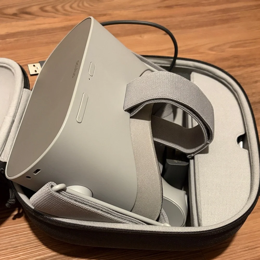Oculus dive into