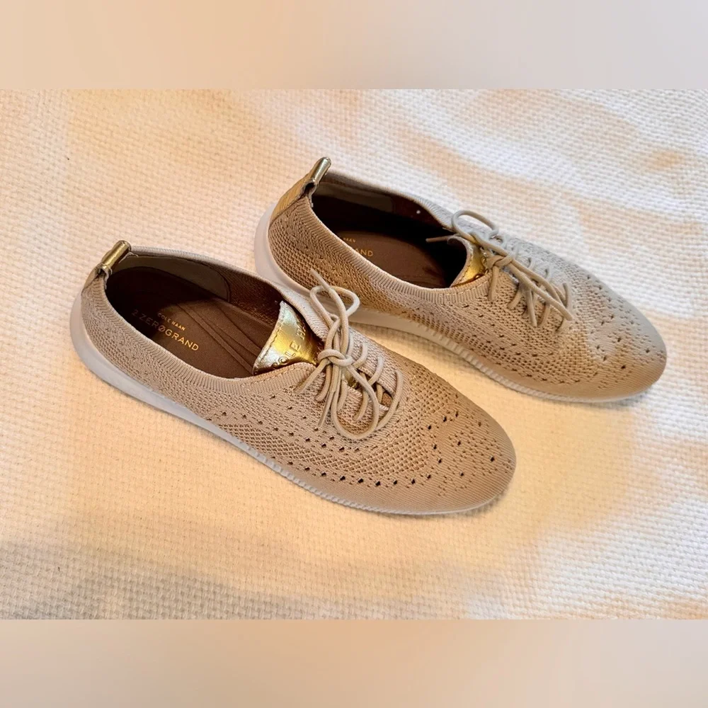 Cole Haan elegant knit