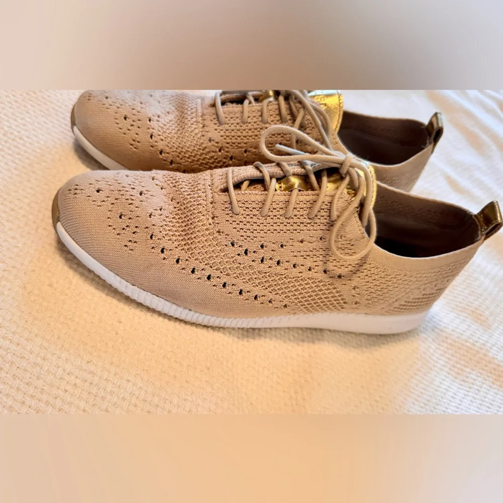 Cole Haan elegant knit