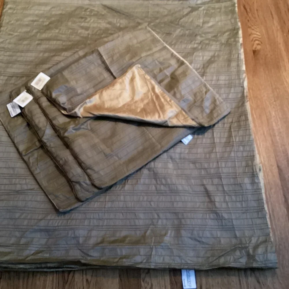 NWT THOMASVILLE AWAKENINGS KATE TAUPE SHANTUNG REVERSIBLE KING DUVET 4 EU SHAMS