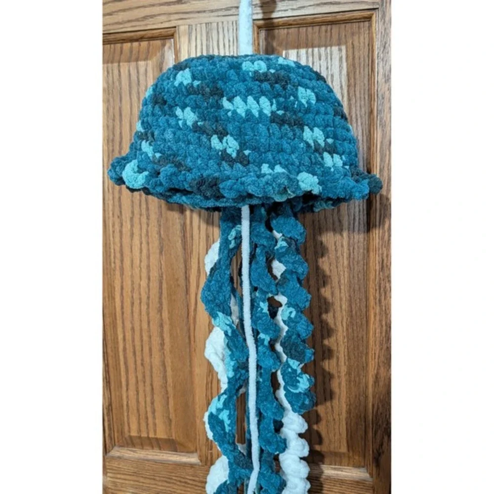 Handmade Crochet Plush Jellyfish Wall Hanging Ocean Decor Blue Teal White