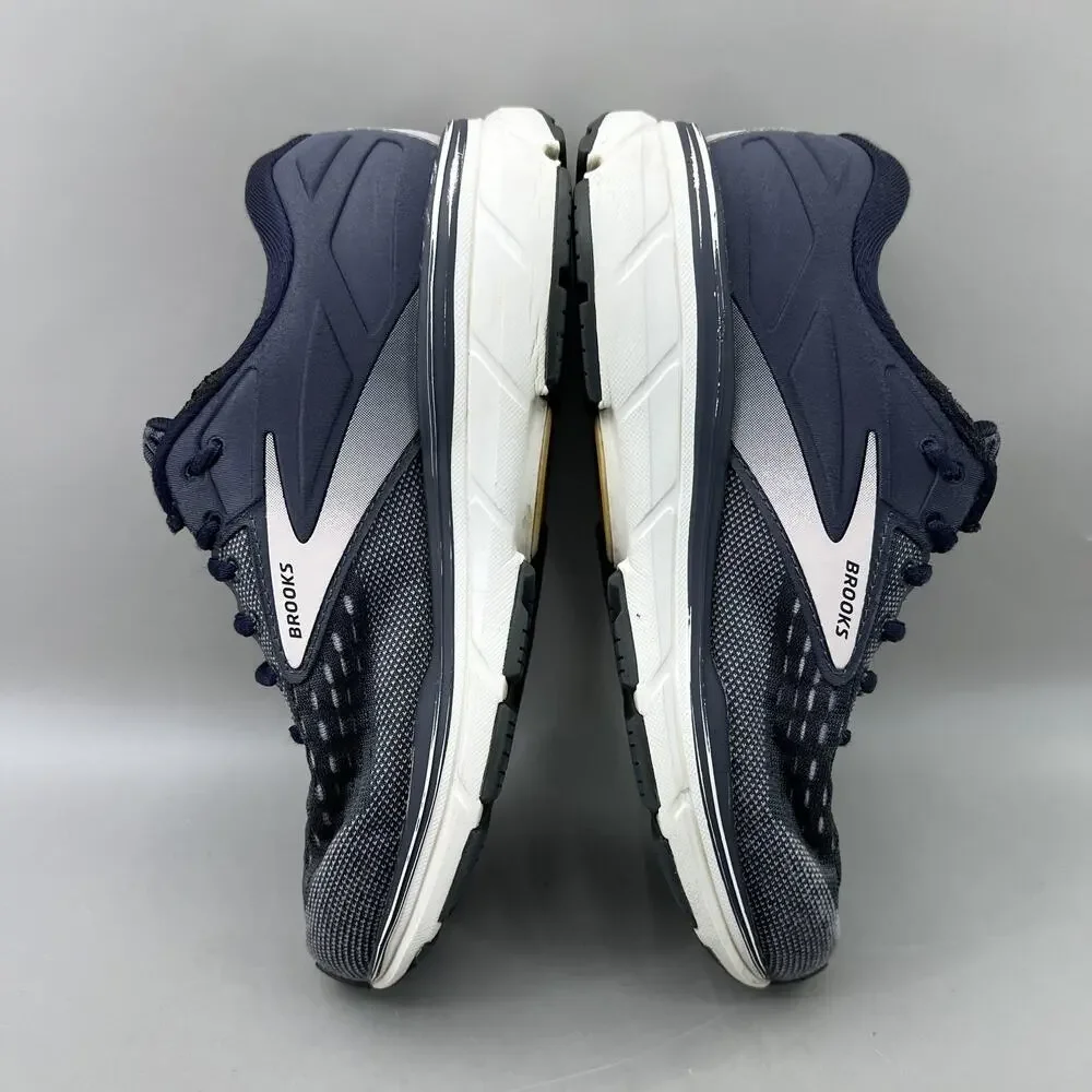 Brooks dyad 11