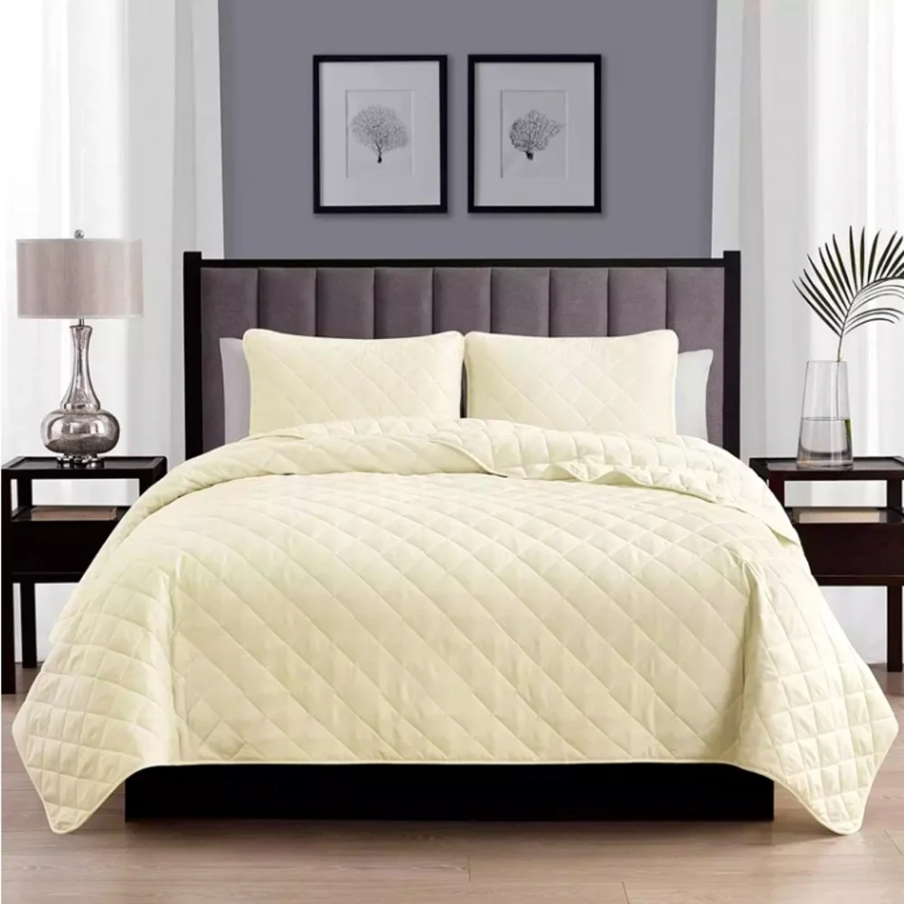 IVORY MICROFIBER KING BED QUILT and SHAM SET