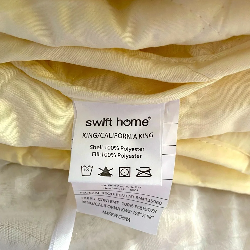 IVORY MICROFIBER KING BED QUILT and SHAM SET