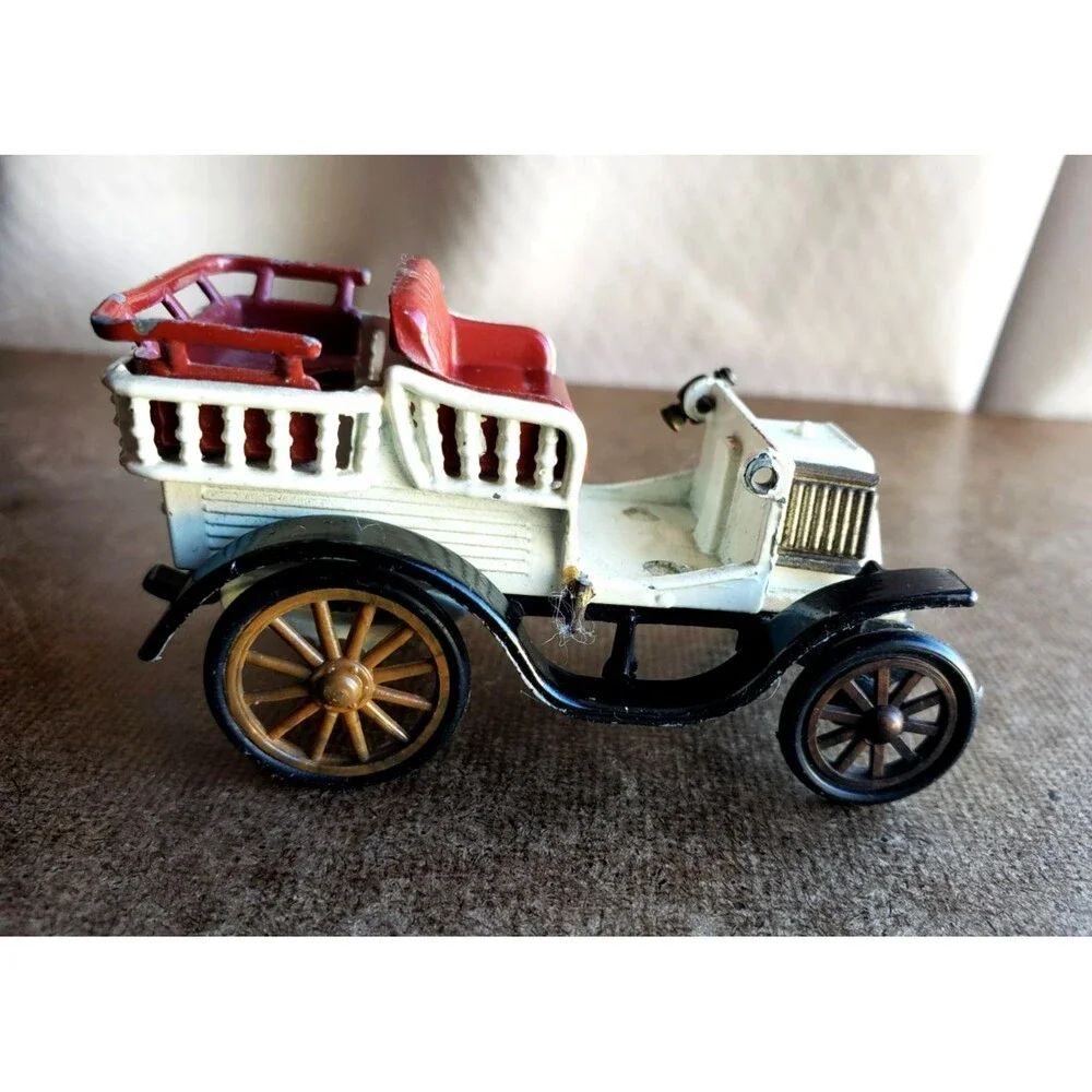 Vintage R.A.M.I By J.M.K. 1900 RENAULT TONNEAU White Freres MADE IN FRANCE 1:43