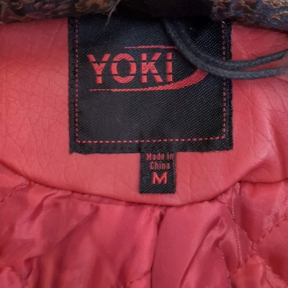 Yoki vibrant red