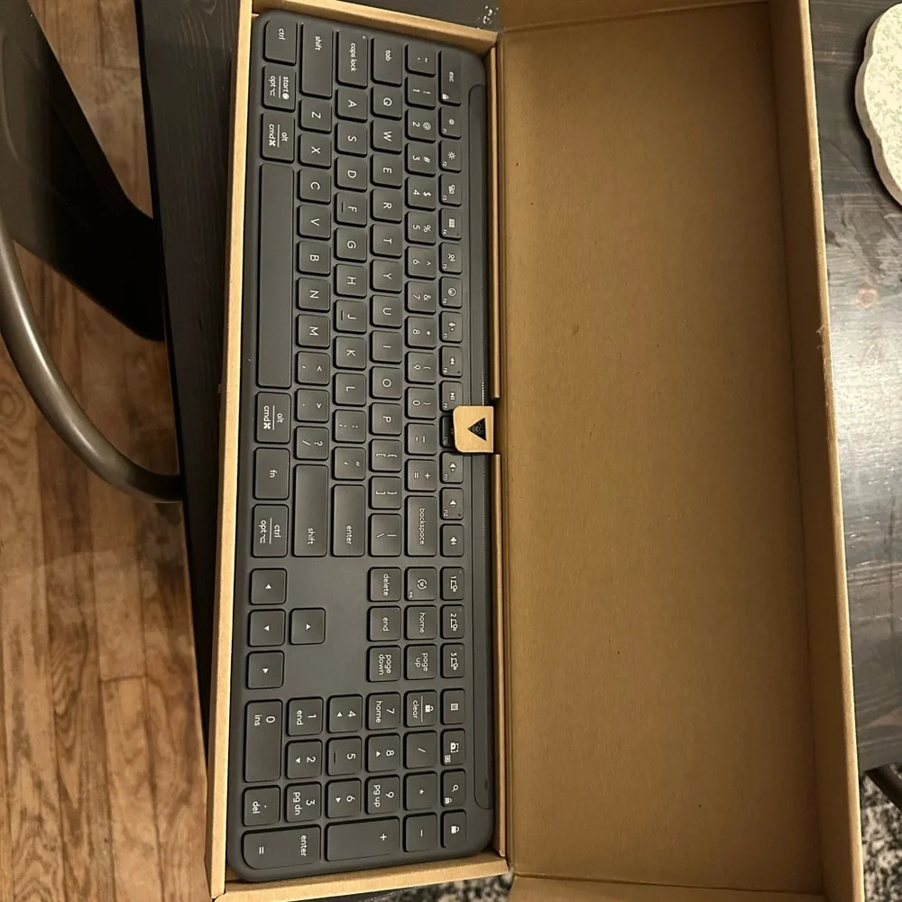 Logitech compact wireless