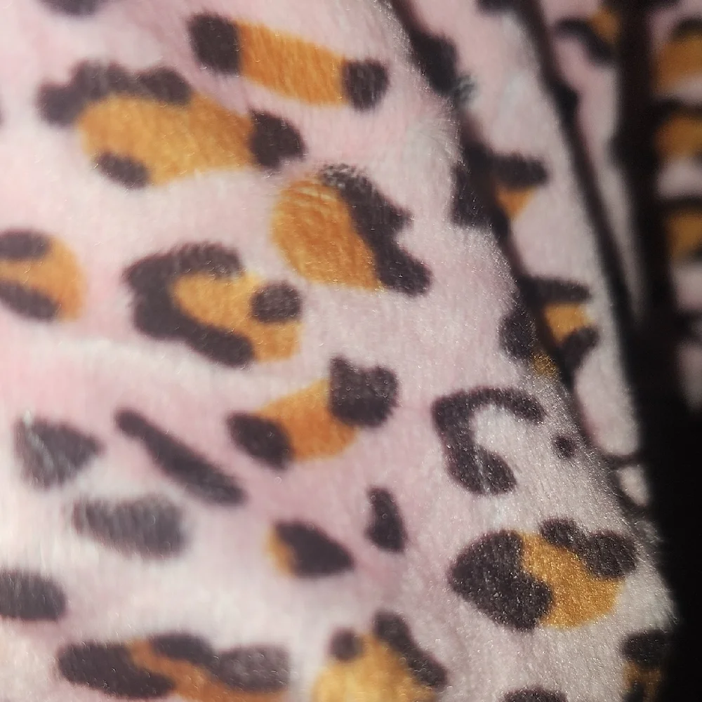 Fitwarm adorable pink