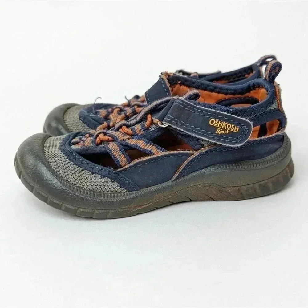 Oshkosh Bax-b Navy Water Shoes - 8