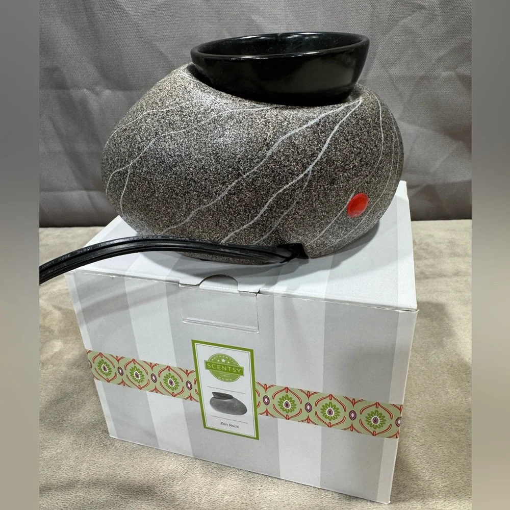 Scentsy like new