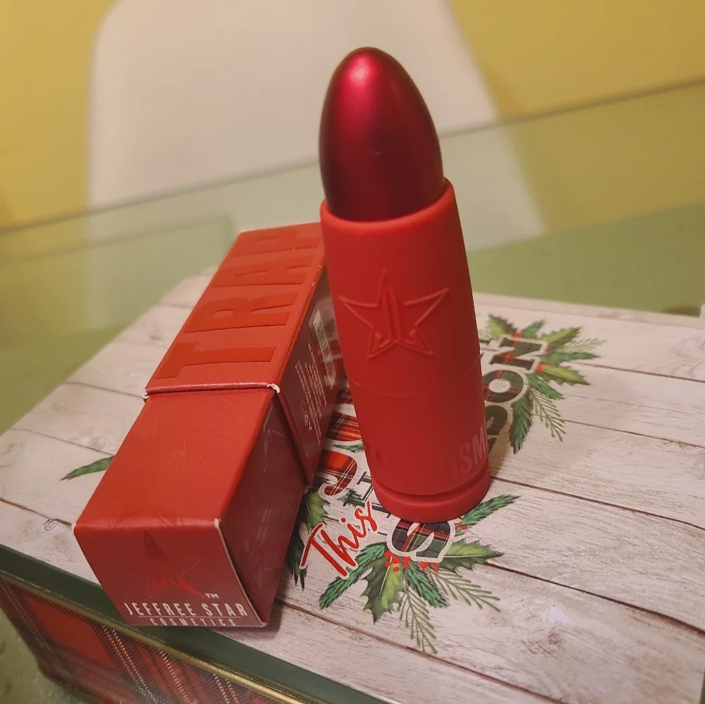 Jeffree Star finish formula star