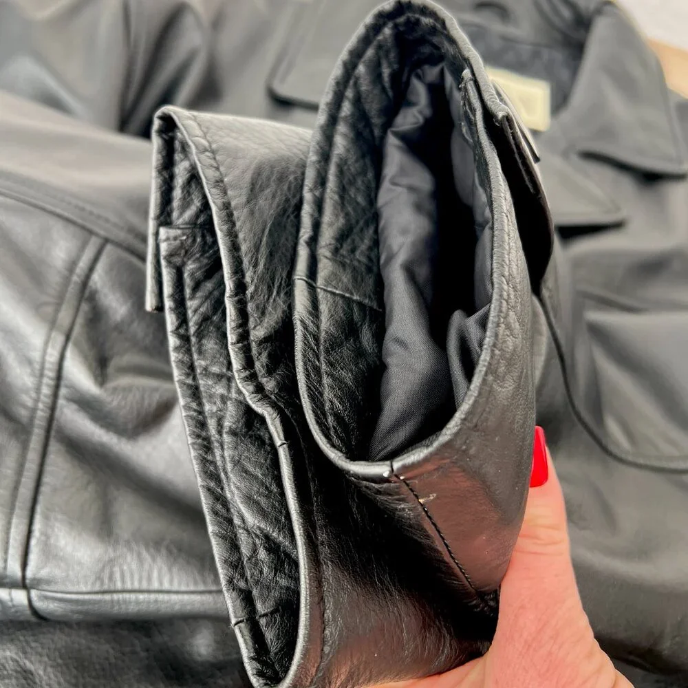 Wilsons Leather excellent vintage