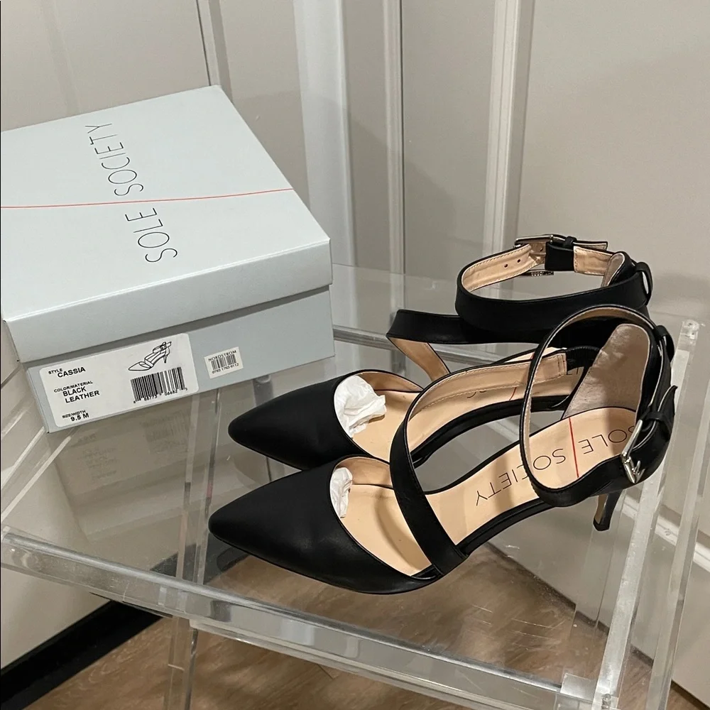 Sole Society chic black