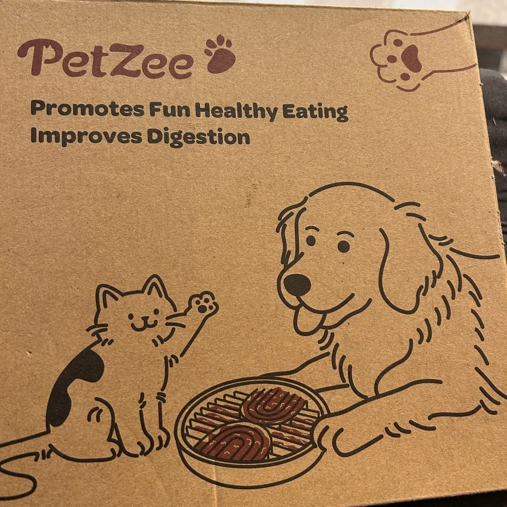 PetZee lickmat dish