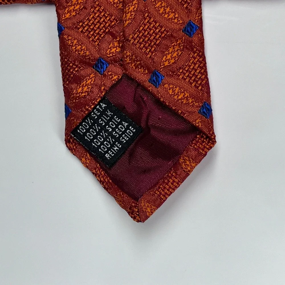 The Player men pattern