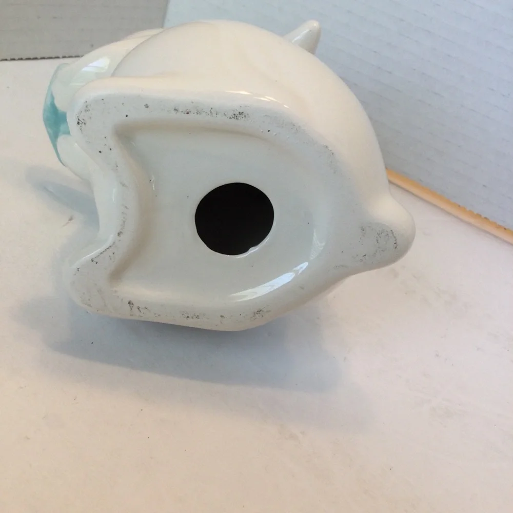 N/A ceramic bunny