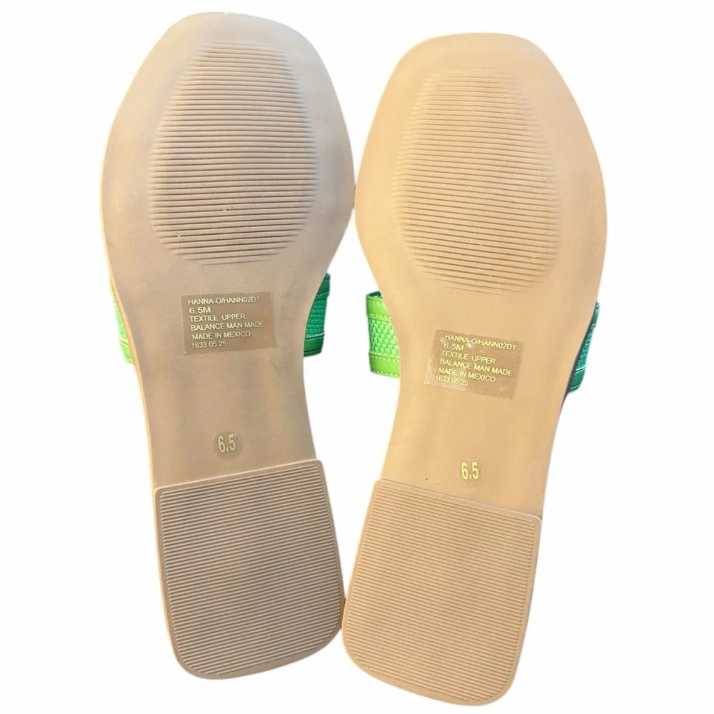 Steve Madden Green Slide Sandals Square Toe Size 6.5 New