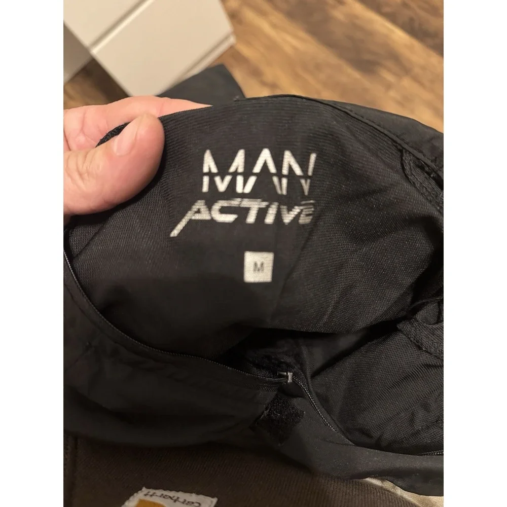 Active Wear zip pre hooded